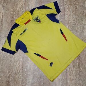 EQUADOR YOUTH SOCCER JERSEY SIZE 16